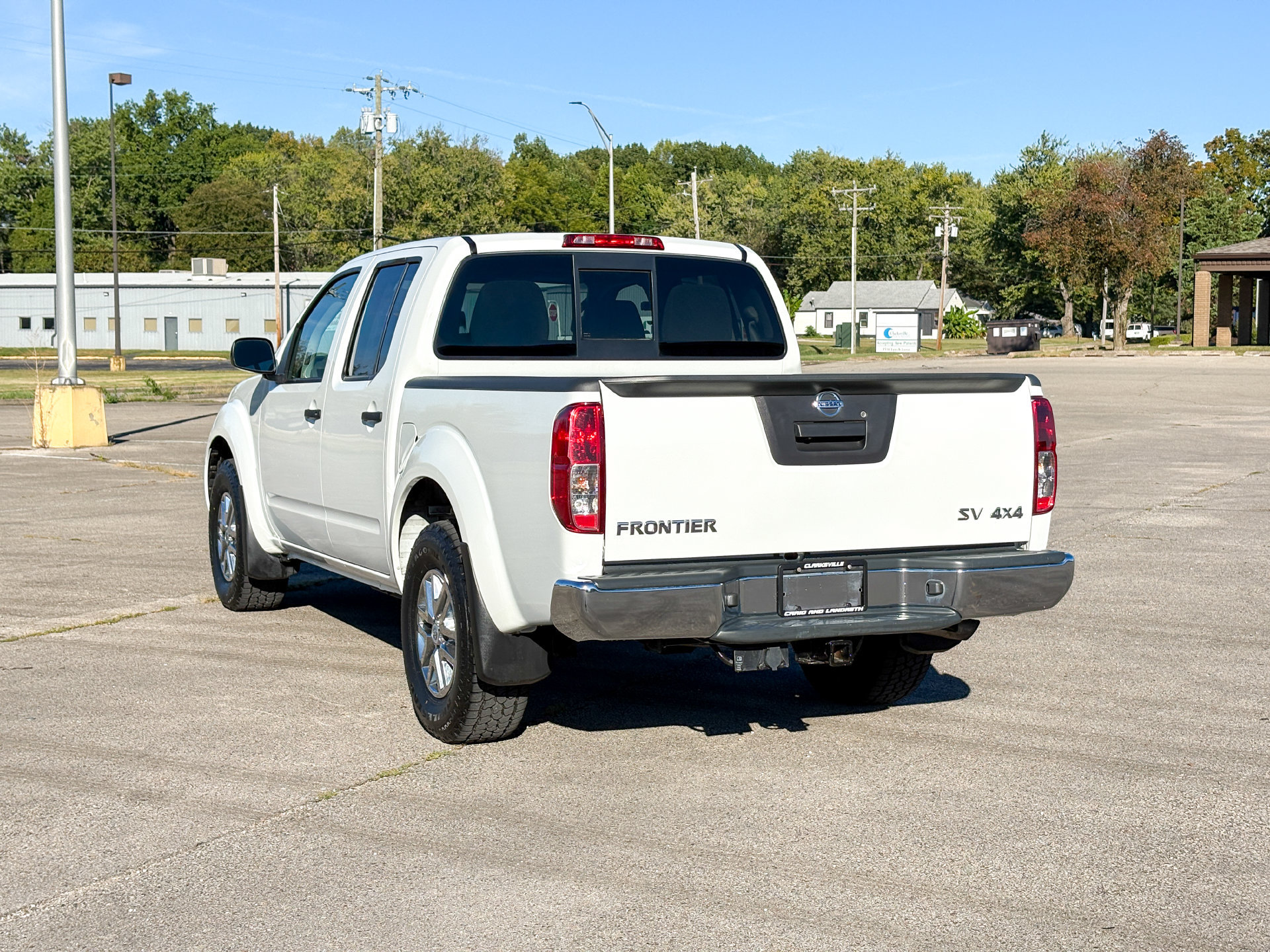 Used 2019 Nissan Frontier SV AWD/4WD image 6