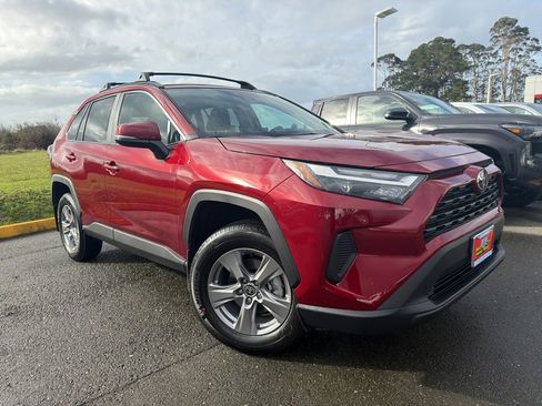 New 2025 Toyota RAV4 XLE w/ Convenience Package image 6