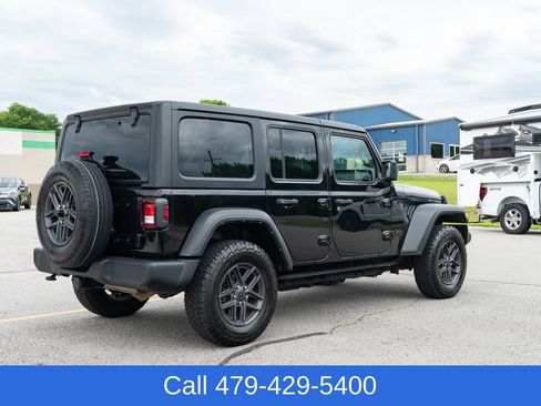 Used 2024 Jeep Wrangler Unlimited Sport AWD/4WD image 6