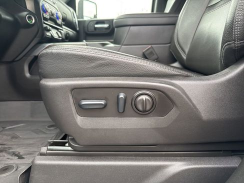 Used 2023 GMC Sierra 3500 Denali image 29