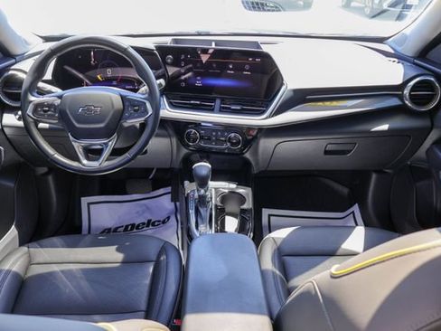 Certified 2024 Chevrolet Trax ACTIV w/ Sunroof Package FWD image 7