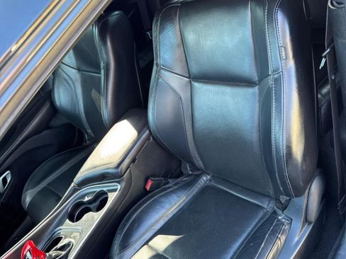 Used 2015 Dodge Challenger SXT Plus w/ Driver Convenience Group image 11