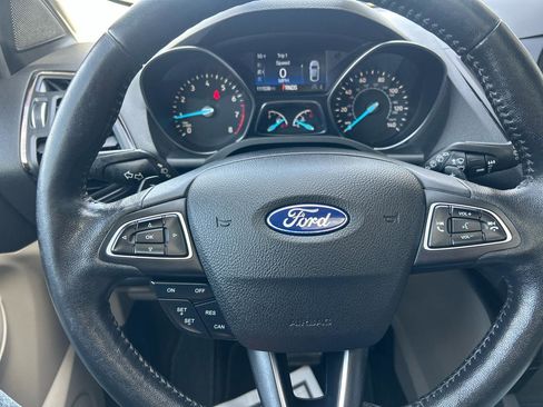 Used 2018 Ford Escape Titanium image 24