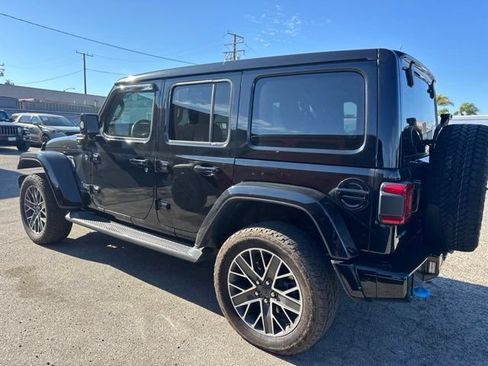 Used 2024 Jeep Wrangler High Altitude AWD/4WD image 8