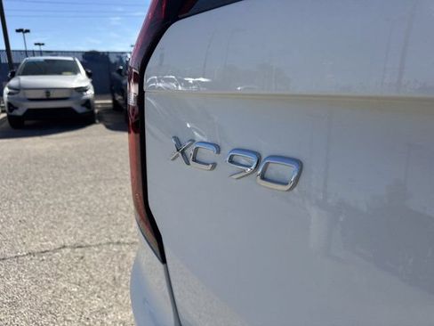 Used 2025 Volvo XC90 B6 Plus w/ Protection Package Premier AWD/4WD image 7