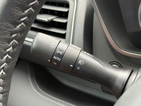 New 2026 Subaru Ascent Limited AWD/4WD image 16