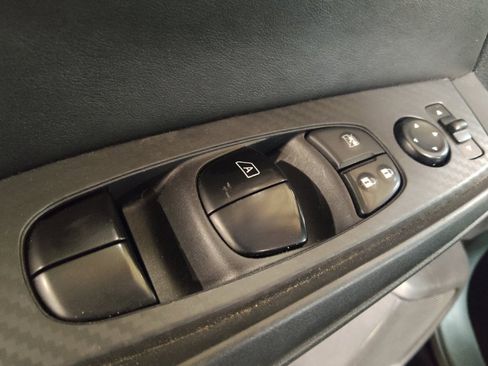Used 2024 Nissan Sentra S FWD image 27