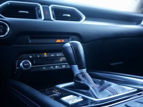 Used 2024 MAZDA CX-5 Carbon Edition image 19