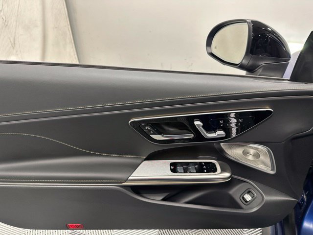 Used 2026 Mercedes-Benz CLE 53 AMG 4MATIC Cabriolet image 15