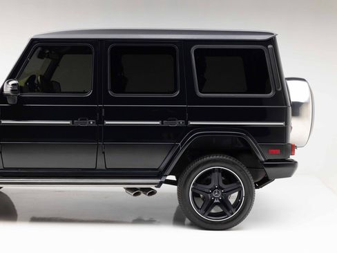 Used 2017 Mercedes-Benz G 63 AMG 4MATIC image 23