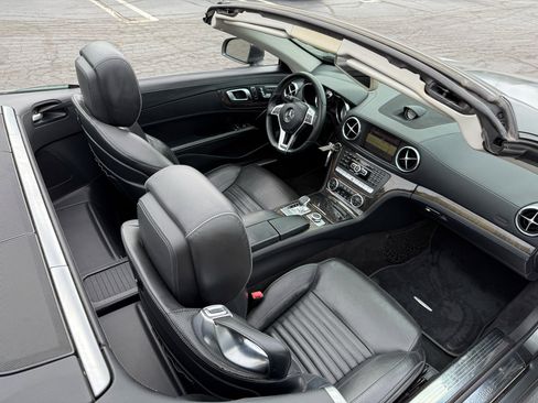 Used 2013 Mercedes-Benz SL 550 image 13