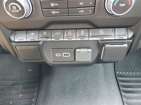 Used 2023 Chevrolet Silverado 1500 Custom Trail Boss image 30