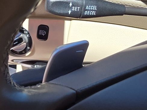 Used 2012 Mercedes-Benz SL 550 image 46