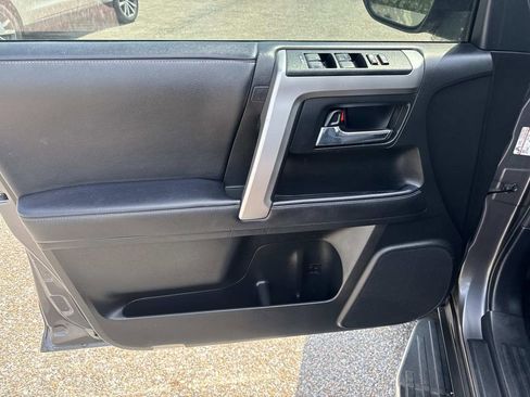 Used 2022 Toyota 4Runner SR5 image 20