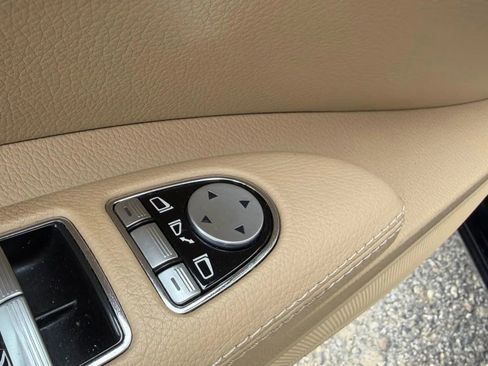 Used 2012 Mercedes-Benz S 550 image 26