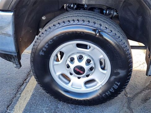 Used 2022 GMC Sierra 2500 Pro w/ Convenience Package image 10