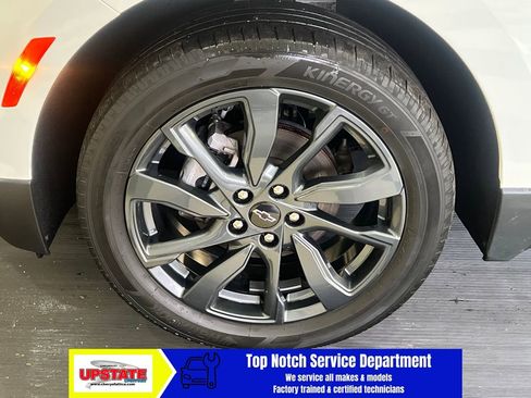 Used 2023 Chevrolet Equinox RS AWD/4WD image 5