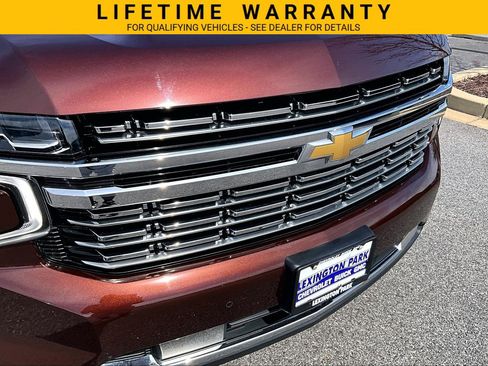 Used 2022 Chevrolet Tahoe Premier AWD/4WD image 32