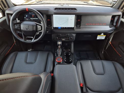 Used 2025 Ford Bronco Raptor AWD/4WD image 19