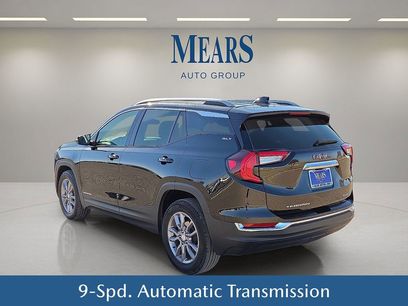 Used 2024 GMC Terrain SLT