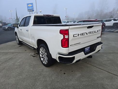 Used 2020 Chevrolet Silverado 1500 High Country image 3