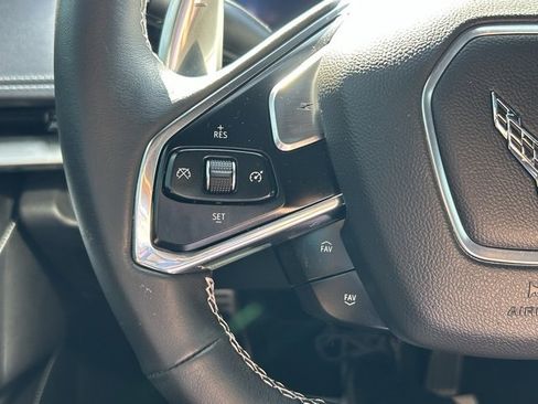 Used 2021 Chevrolet Corvette Stingray Coupe w/ 1LT image 19