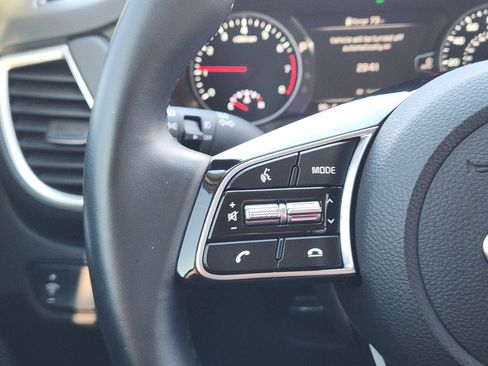 Used 2021 Kia Seltos SX image 36