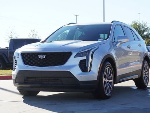 Used 2020 Cadillac XT4 Sport w/ Driver Awareness Package image 3