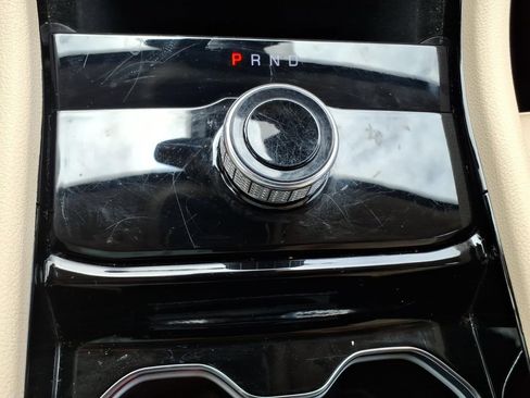 Used 2022 Jeep Grand Cherokee Limited RWD image 25
