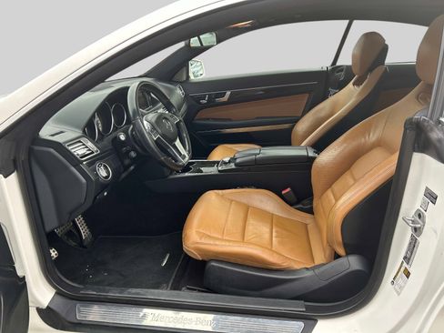Used 2015 Mercedes-Benz E 400 4MATIC Coupe image 11