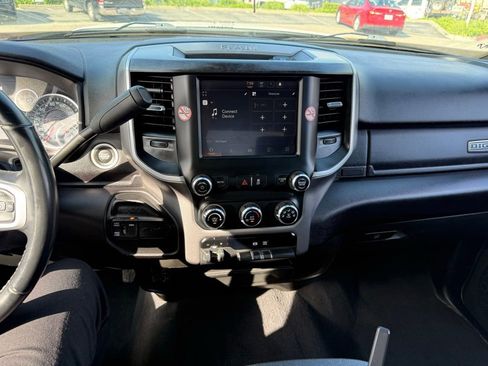 Used 2024 RAM 2500 Big Horn AWD/4WD image 9