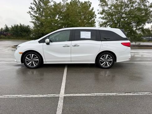 Used 2023 Honda Odyssey Touring image 5