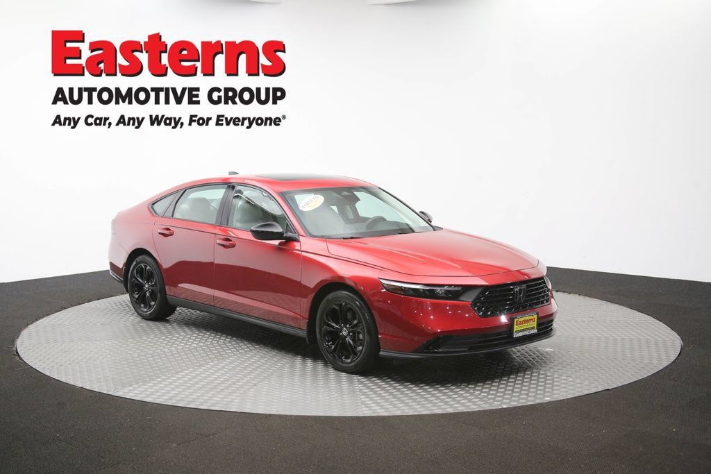 Used 2025 Honda Accord SE image 48