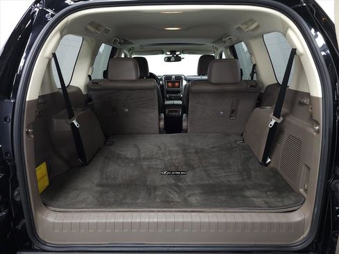 Used 2017 Lexus GX 460 image 7