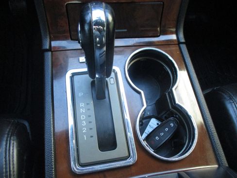 Used 2015 Lincoln Navigator 2WD image 13