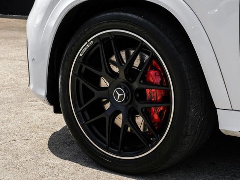 Used 2024 Mercedes-Benz GLE 63 AMG S w/ Driver Assistance Package image 51
