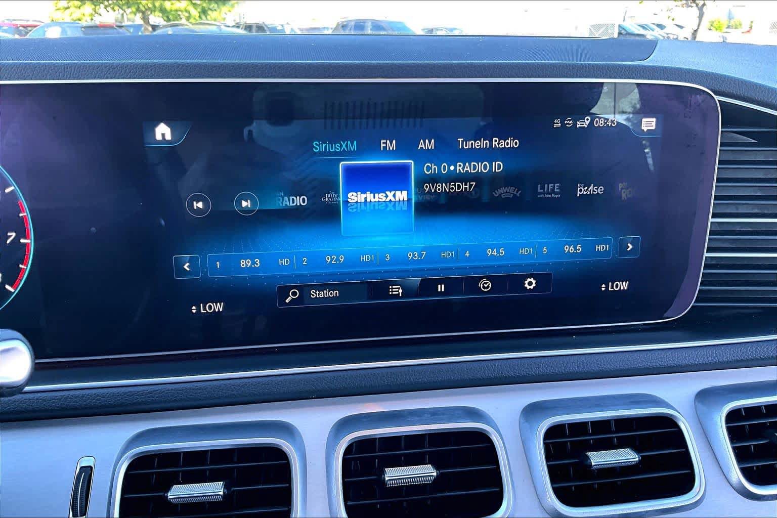 Used 2020 Mercedes-Benz GLE 350 4MATIC image 32
