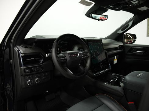 New 2026 GMC Yukon AT4 w/ AT4 Premium Plus Package image 34