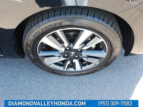 Used 2025 Nissan Versa SV image 23