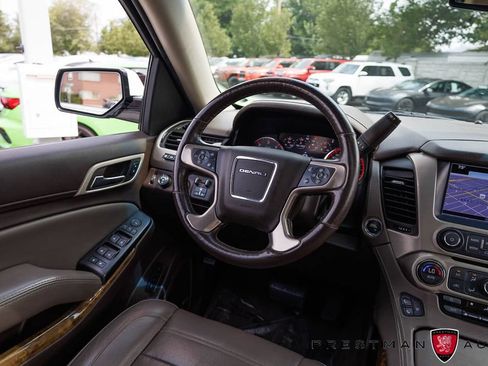 Used 2016 GMC Yukon XL Denali w/ Open Road Package AWD/4WD image 46