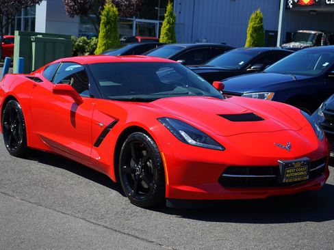 Used 2015 Chevrolet Corvette Stingray Coupe w/ 2LT Preferred Equipment Group RWD image 7