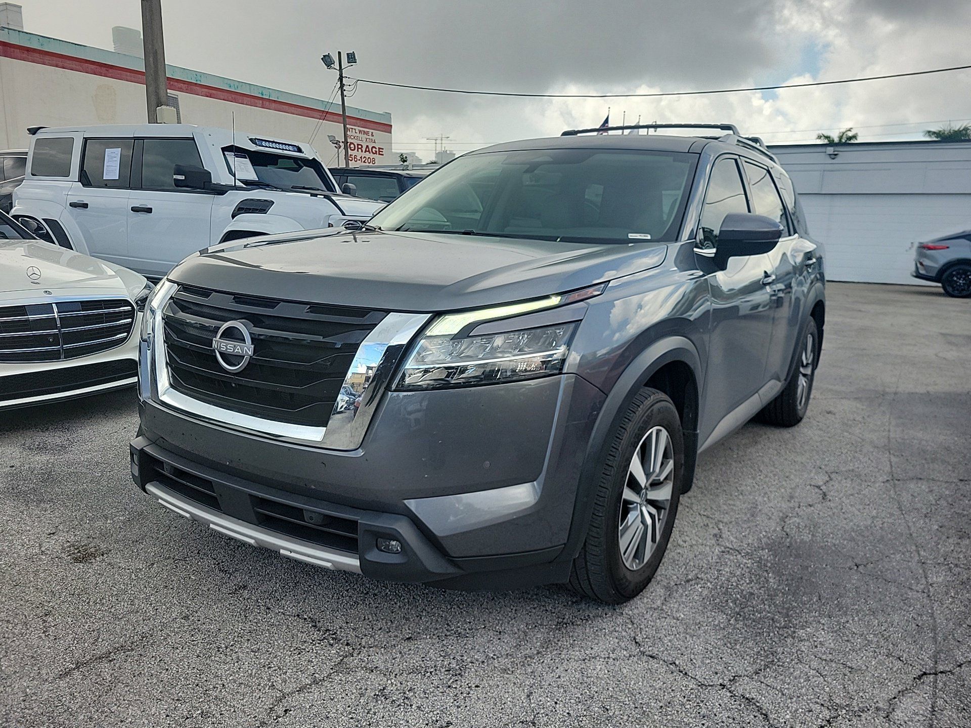 Used 2024 Nissan Pathfinder SL FWD 360° Tour