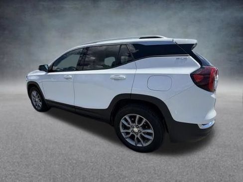 Used 2024 GMC Terrain SLT AWD/4WD image 7