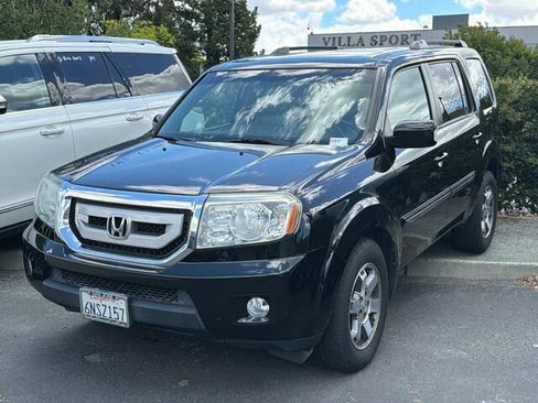 Used 2011 Honda Pilot Touring image 2