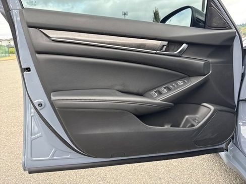 Used 2022 Honda Accord Sport image 18