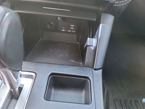 Used 2019 Subaru Outback 2.5i Premium image 21