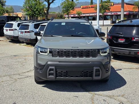 New 2026 Jeep Cherokee Laredo AWD/4WD image 2