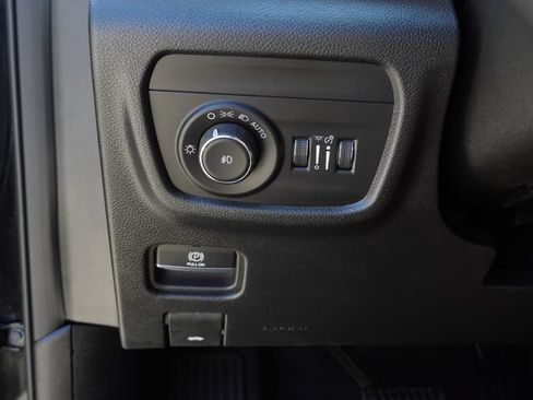 Certified 2024 Jeep Grand Cherokee Limited RWD image 22