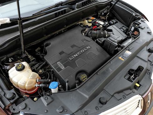 Used 2017 Lincoln MKX Reserve image 49