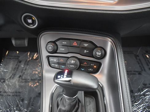 Used 2023 Dodge Challenger SXT image 11